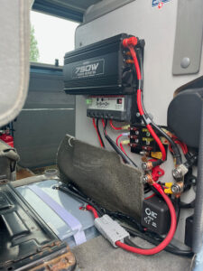 Max Battery Size Under Vaangon Seat Wallpaper For Iphone